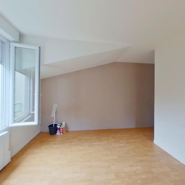 Location Appartement 1 pièce 24m² POITIERS 86000 - Photo 1