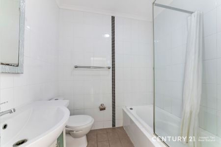 Ideal Location! - Photo 5