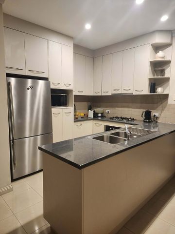 4-bedroom shared house, Kiln Drive - Photo 4