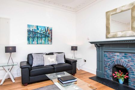 2 bedroom serviced apartment to rent - Photo 2