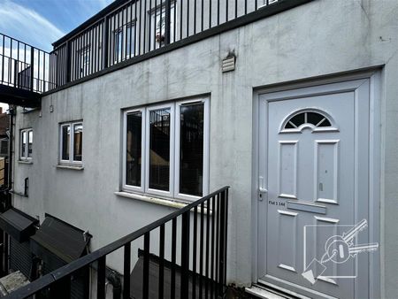 Bellegrove Road, Welling, Kent - Photo 2