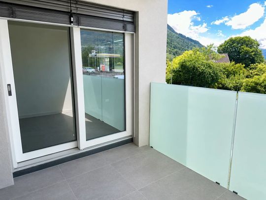New 2.5-room apartment for rent in Aproz – available early June - Photo 1