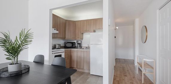 Loft entièrement meublé à louer Sainte-Foy / Sillery décembre 2025 - Photo 2