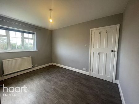 3 bedroom semi-detached house to rent - Photo 4