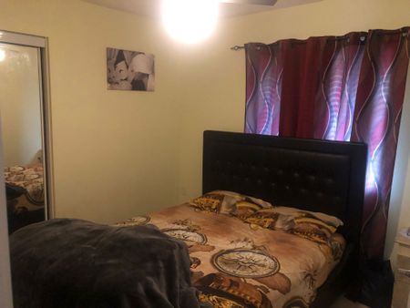 For Lease - 25 Seafair Crescent, Brampton, Ontario - Photo 2