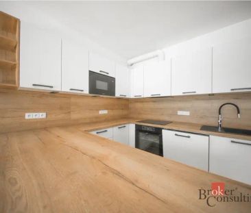 Pronájem bytu 1+kk 35 m - Fotografie 2