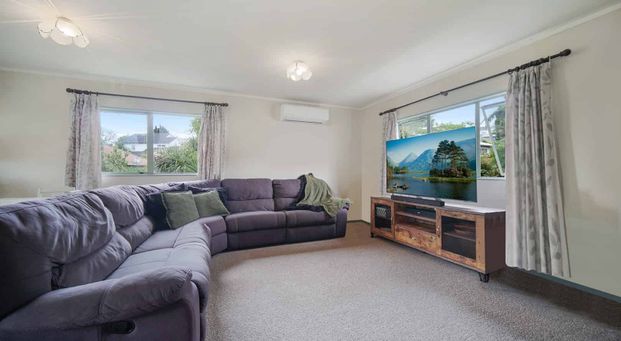 Tucked away in Remuera - Photo 1