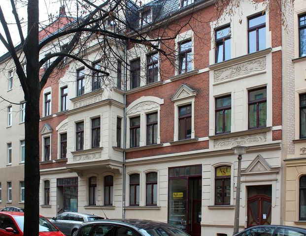 4 R-Wohnung in Halle (Saale) - ideal für WG`s und Familien - Foto 1