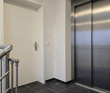 Moderne 2,5-Zimmer-Wohnung mit großer Terrasse – Erstbezug - Photo 3