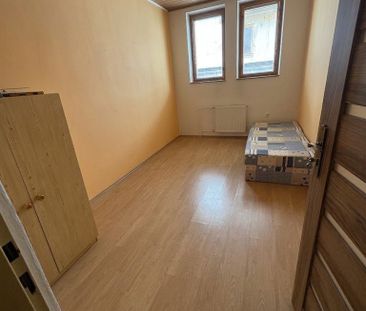 UBYTOVANIE PRE ŠTUDENTOV A JEDNOTLIVCOV | ZVOLEN – PODBOROVÁ – Fotografia 1