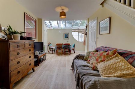 2 bedroom house to rent - Photo 2