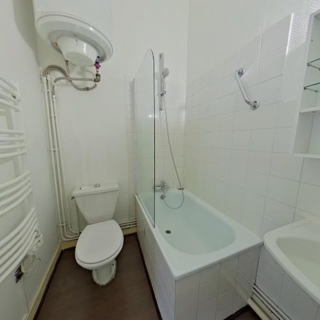 Location Appartement 1 pièce 27m² POITIERS 86000 - Photo 4