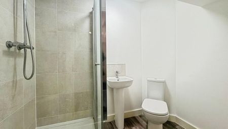 2 bedroom terraced house to rent - Photo 4