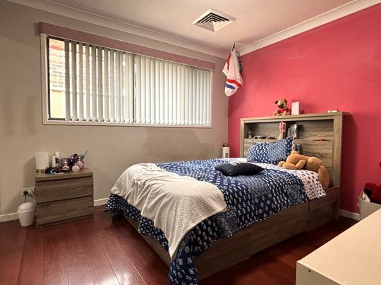 Sun-Filled Single-Level Living in a Quiet Cul-de-Sac - Photo 1