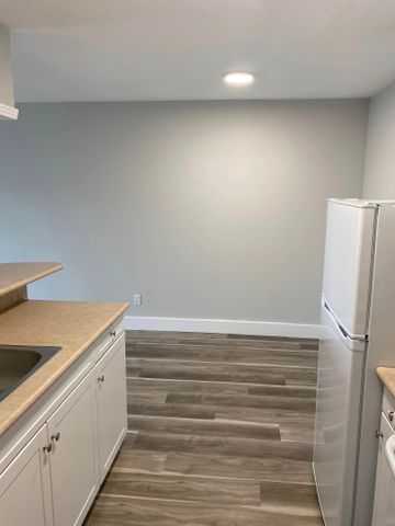 Manitoba, 364 & 424 Princeton Drive, R8N 0A2, Thompson - Photo 5