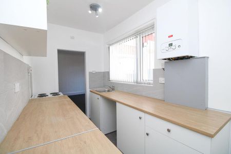 2 bedroom apartment to rent - Photo 3