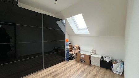 Volledig gerenoveerde woning met 2 slaapkamers en tuin. - Foto 3