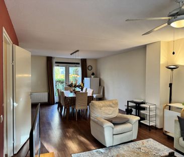 Eduard Künnekehof - Photo 1