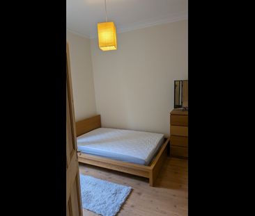 1 Bed Flat, Broughton Road, EH7 - Photo 5