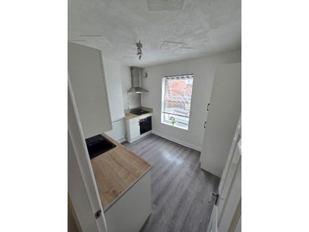 1 bed First Floor Flat/Apartment, - Photo 3
