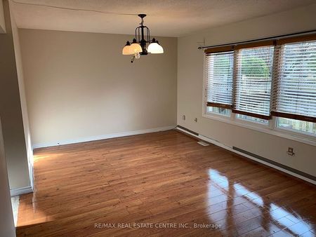 For Lease - 43 Albright Road, Hamilton, Ontario - Photo 2