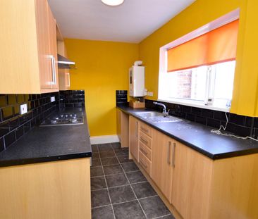 2 bed semi-detached house to rent in Gilliland Crescent, Birtley, DH3 - Photo 4
