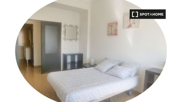 zaragoza, Aragon 50010 - Photo 1