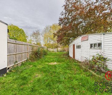 3 bedroom semi-detached house to rent - Photo 6