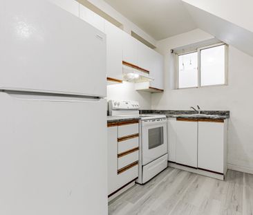 For Lease - 966 Queen Street Unit# 4, Toronto, Ontario - Photo 3