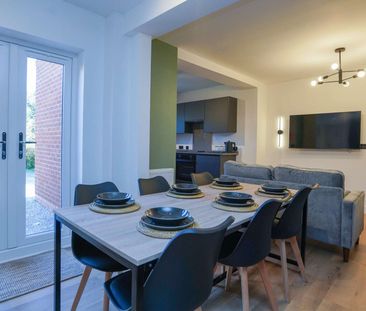 Fab Double En-Suite Rooms in Luxury Co-Living HMO - Photo 5