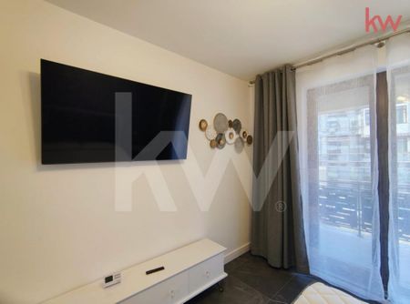 „Trăiește orașul, nu doar locuiește în el” | 2 came - Fotografie 5