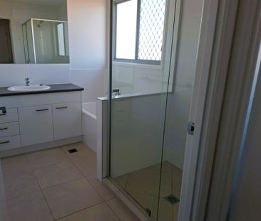 1 Kirrama Ct, Mango Hill QLD 4509 - Townhouse For Rent - $630 | Domain - Photo 1
