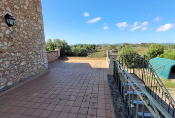 1188 Passeig Federico García Lorca, Manacor, Balearic Islands 07680