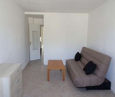 T1 Toulon haute ville 24 m² - Photo 2