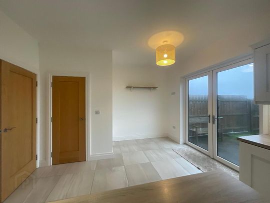 28 Castlegowan Crescent, Belfast, BT5 7WQ - Photo 1