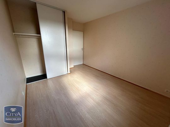 Location Appartement 3 pièces 62m² FOUGERES 35300 - Photo 1