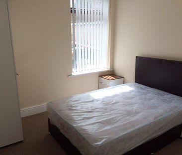 1 bedroom in a house share to rent - Photo 6