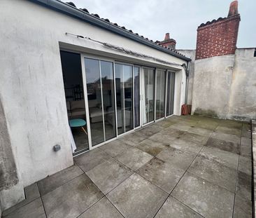 Location Appartement 2 pièces 45m² LA ROCHELLE 17000 - Photo 6