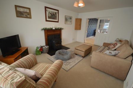 3 bedroom bungalow to rent - Photo 3