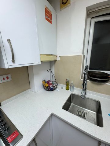 1 Bed Flat, Springbridge Road, M16 - Photo 5