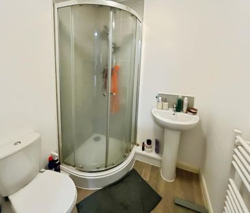 2 bedroom apartment to rent - Photo 6