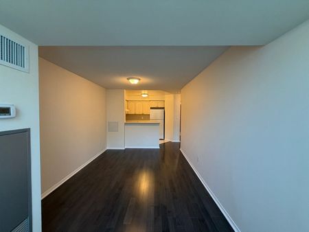 For Lease - 29 Pemberton Avenue Unit# 1006, Toronto, Ontario - Photo 3