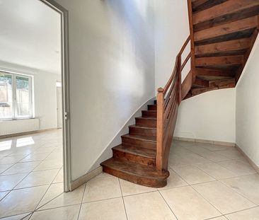Location Appartement 3 pièces 79m² - Photo 6