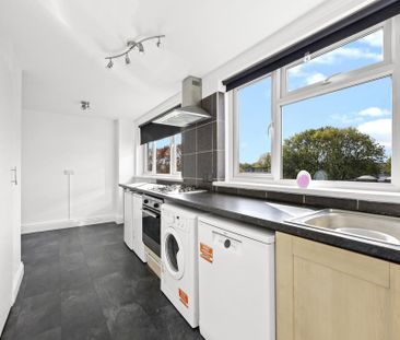 2 bedroom maisonette to rent - Photo 2