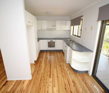 FULLY REFURBISHED, FAMILY HOME - Photo 5