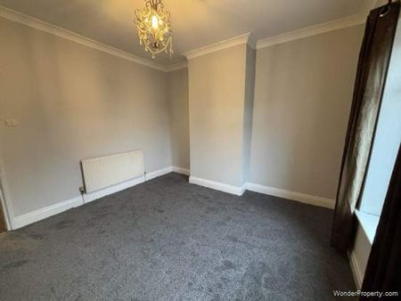 2 bedroom property to rent in Manchester - Photo 2