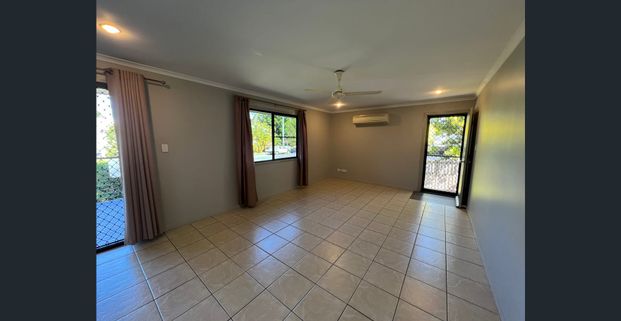 NEAT & TIDY UNIT IN PRIME LOCATION - Photo 1