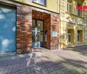 Pronájem bytu 3+kk 81 m² - Fotografie 1