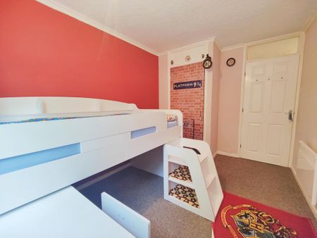 2 bedroom flat to rent - Photo 5
