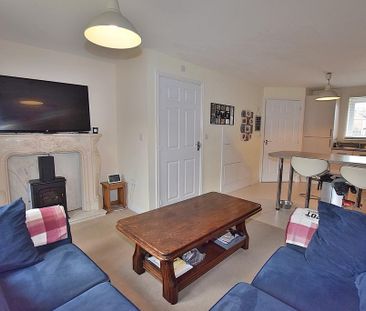 3 bedroom terraced house to rent - Photo 1
